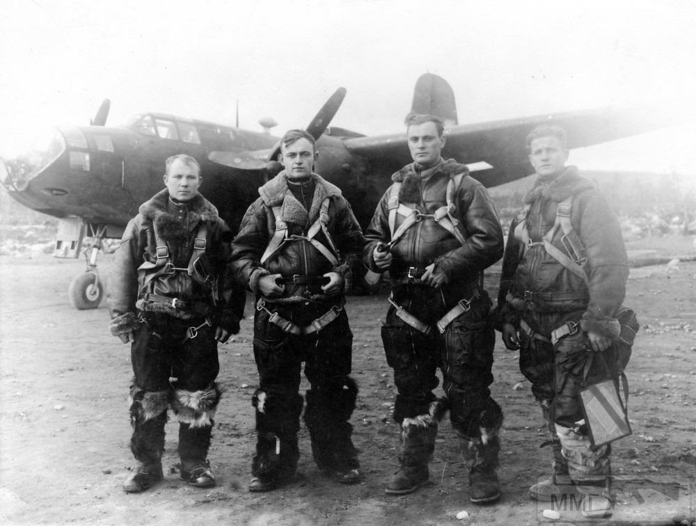 101714 - Советские авиаторы на самолетах Ленд-лиза