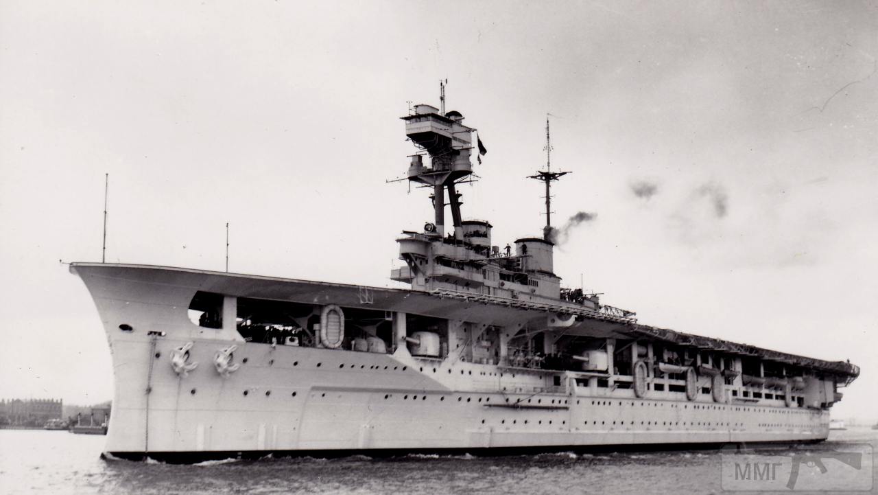 104923 - HMS Eagle