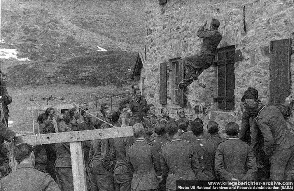 11935