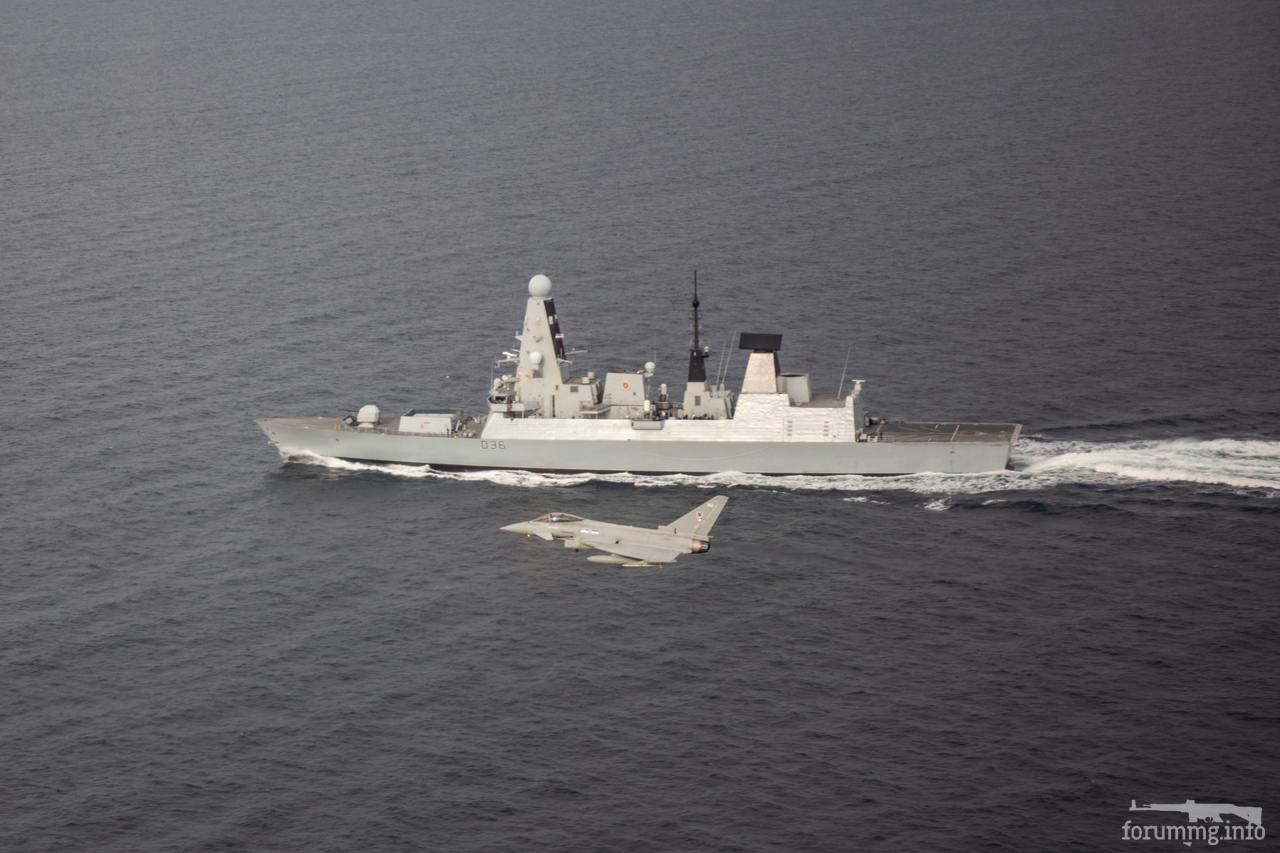 113606 - HMS Defender (D36)