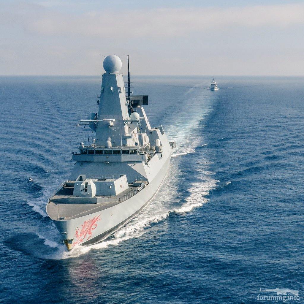 115298 - HMS Dragon (D35)