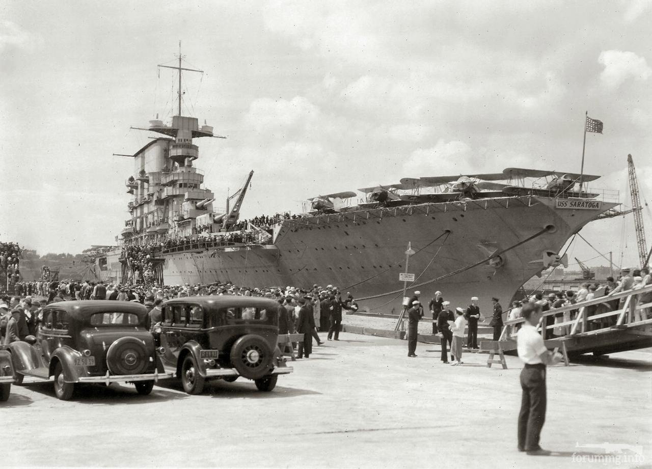 118542 - Авианосец USS Saratoga (CV-3) в Нью-Йорке, 1930 г.