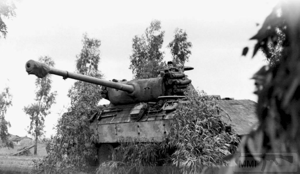 13396 - Pz.Kpfw. V «Panther» Ausf A в Италии.