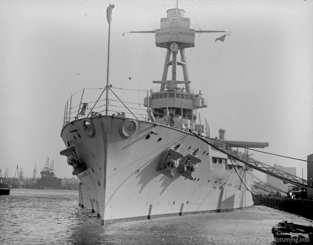 134256 - Линкор USS New York (BB-34) в Бостоне, 1 января 1930 г.