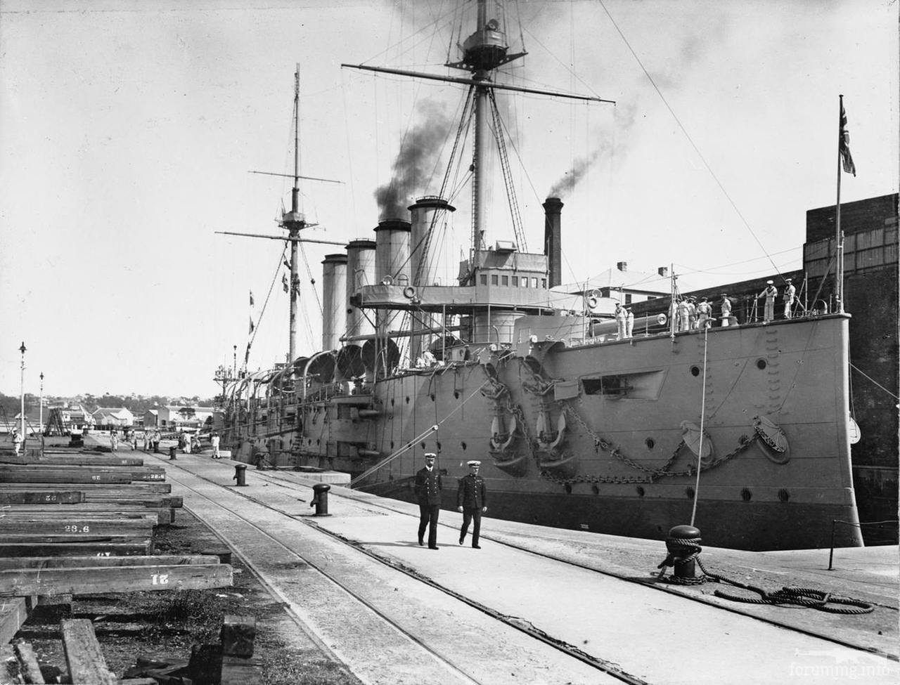 138057 - Броненосный крейсер HMS Euryalus в сухом доке острова Какаду, Сидней, 17.08.1905 г.