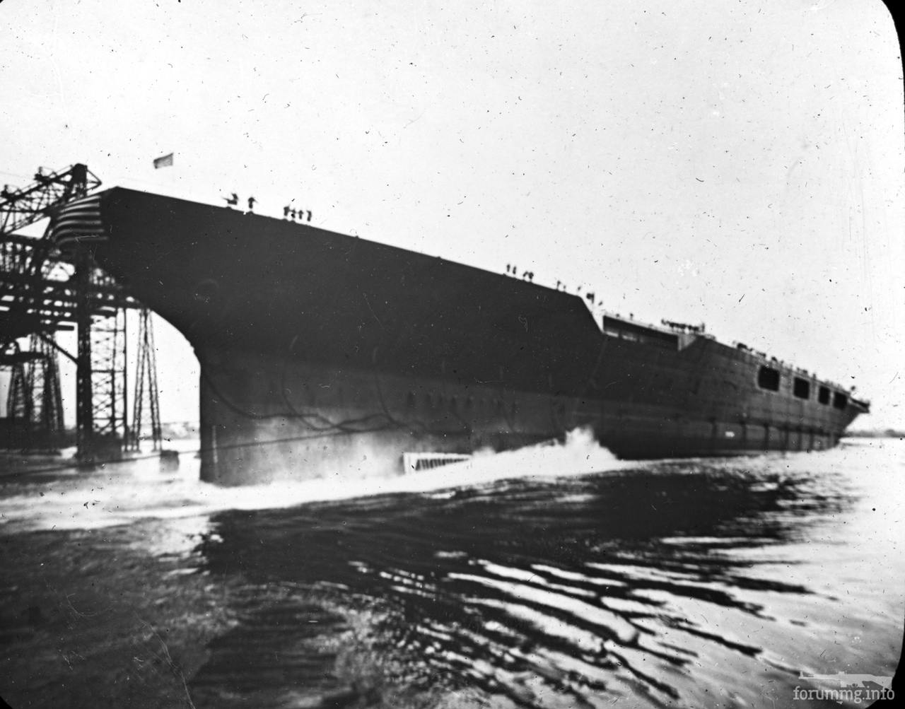 139400 - Спуск на воду USS Lexington (CV-2), 3 октября 1925 г.
