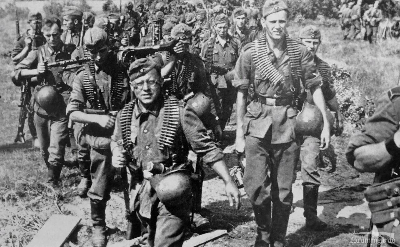 142283 - Военное фото 1941-1945 г.г. Восточный фронт.