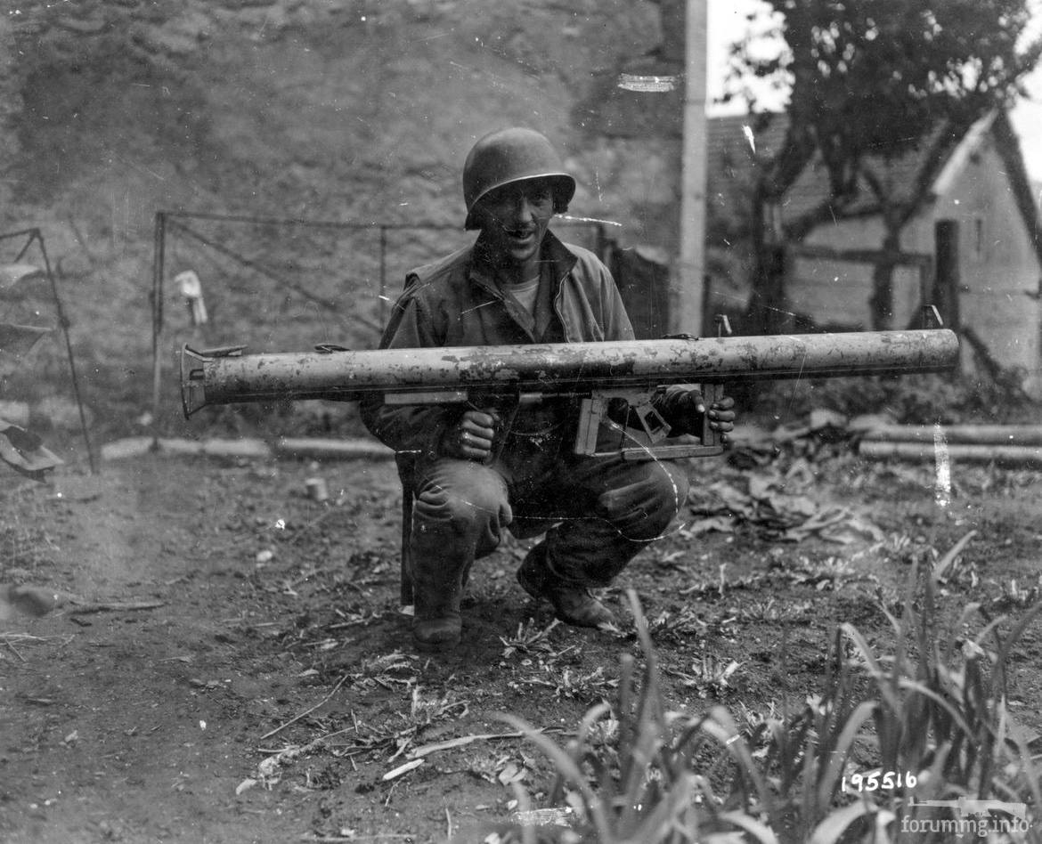 154201 - Реактивный противотанковый гранатомет RPzB.43 Ofenrohr Офенрор / RPzB.54 Panzerschreck Панцершрек