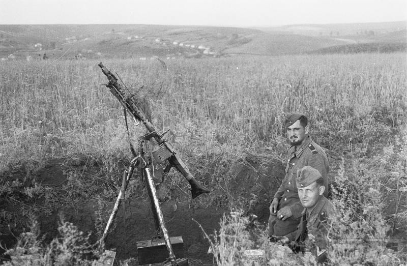 15992 - Военное фото 1941-1945 г.г. Восточный фронт.