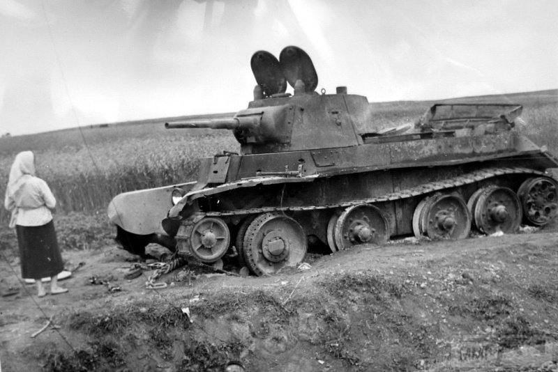 19530