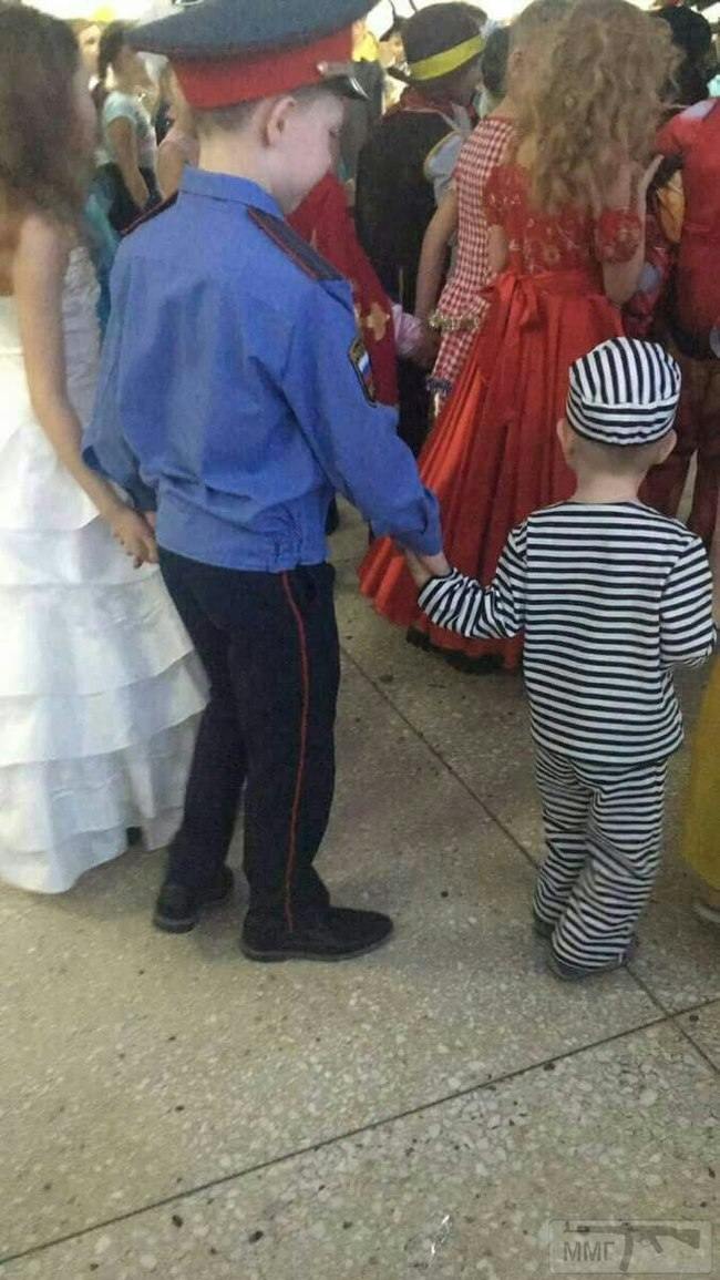 22715