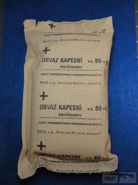 19904 - Индивидуальный перевязочный пакет Чешской армии,бандаж Оbvaz kapesní vz 80