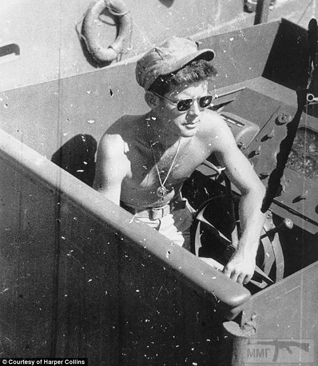 22826 - Военное фото 1941-1945 г.г. Тихий океан.