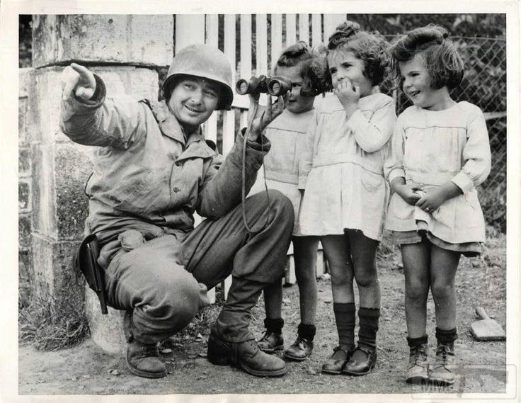 23325 - Военное фото 1939-1945 г.г. Западный фронт и Африка.