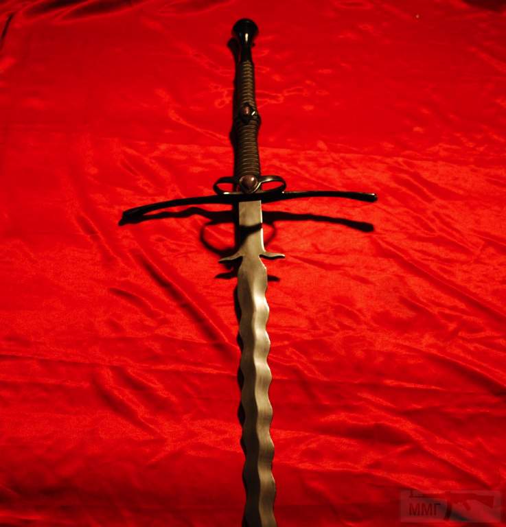 2350 - 5 самых грозных двуручных мечей Средневековья