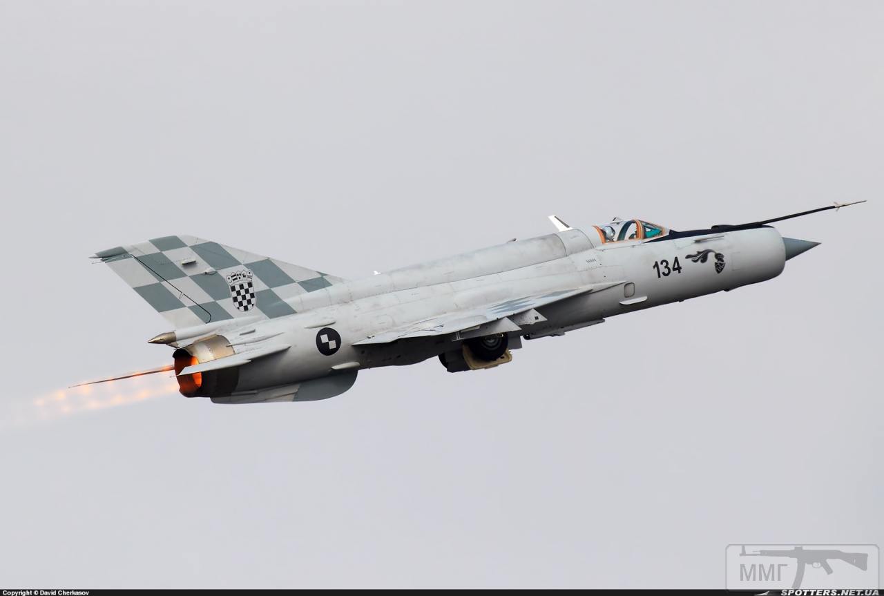 23707 - Последние МиГ-21