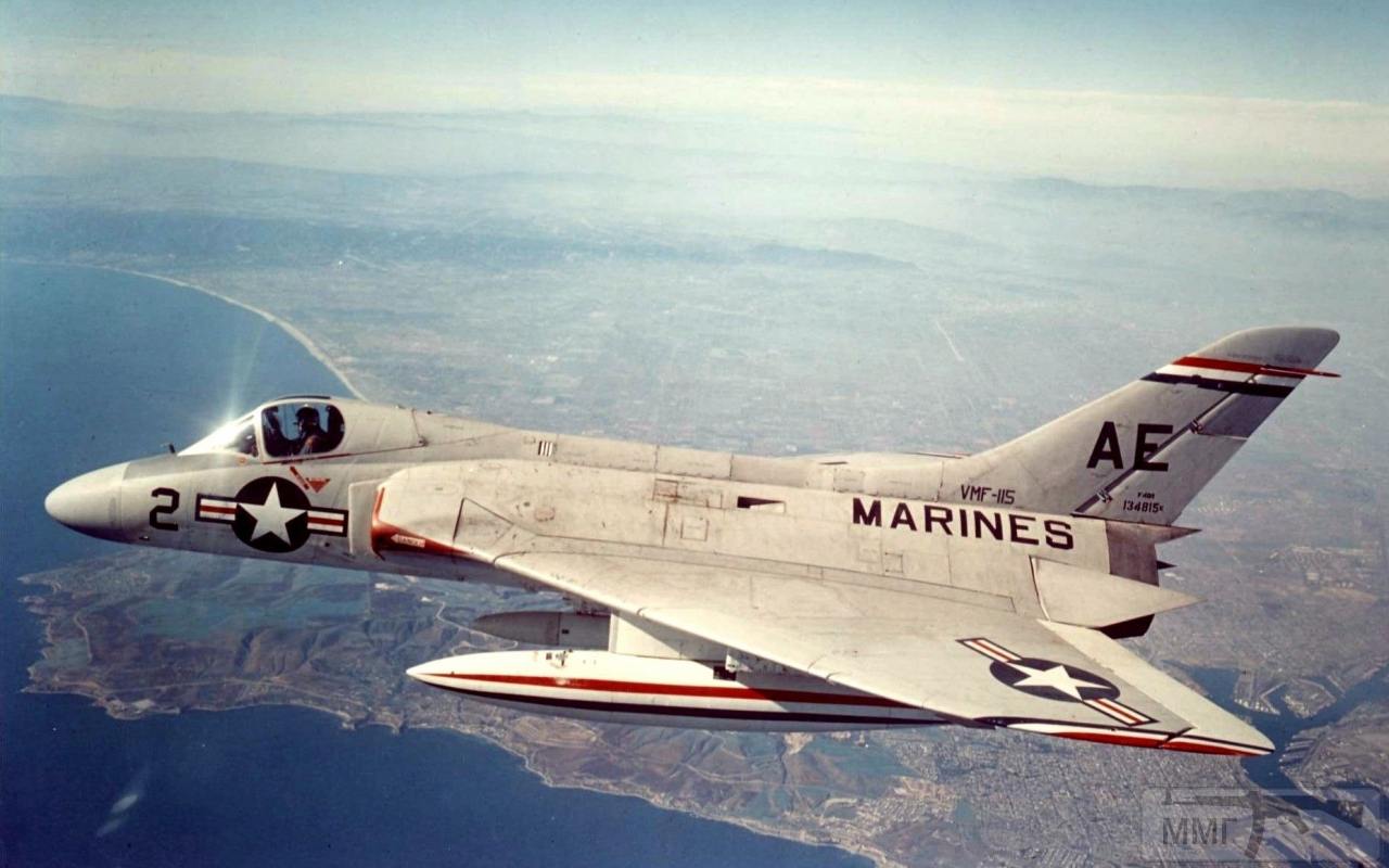 28742 - Douglas F4D Skyray