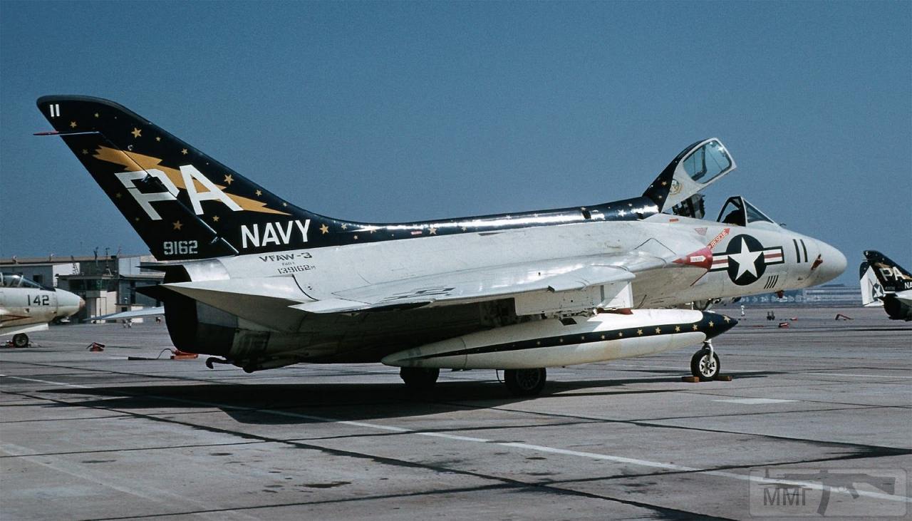 28743 - Douglas F4D Skyray