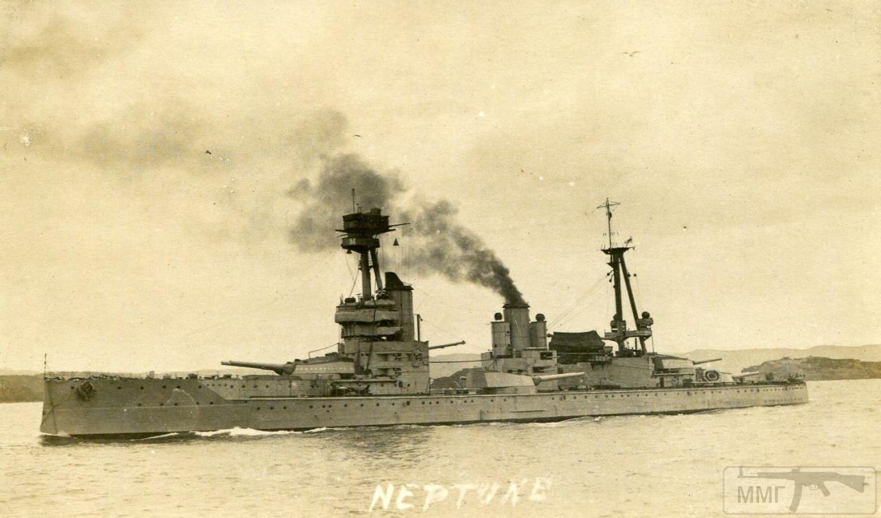 30528 - HMS Neptune