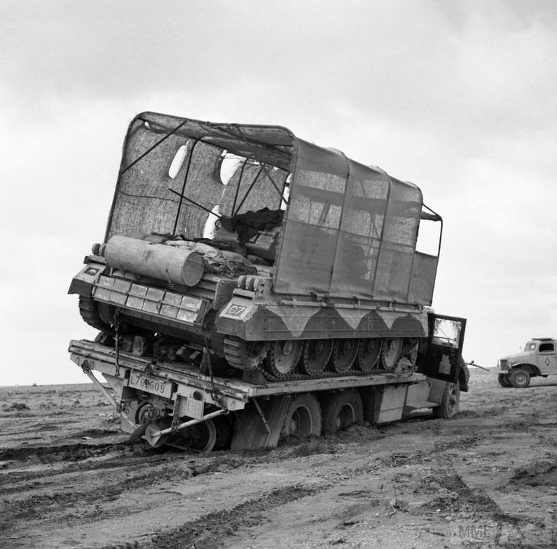 30879 - Военное фото 1939-1945 г.г. Западный фронт и Африка.