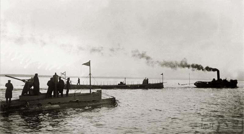 31068 - Подводные лодки того времени.