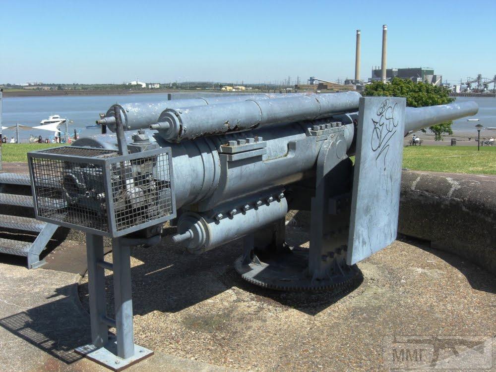 35008 - BL 6-inch Mk VII naval gun