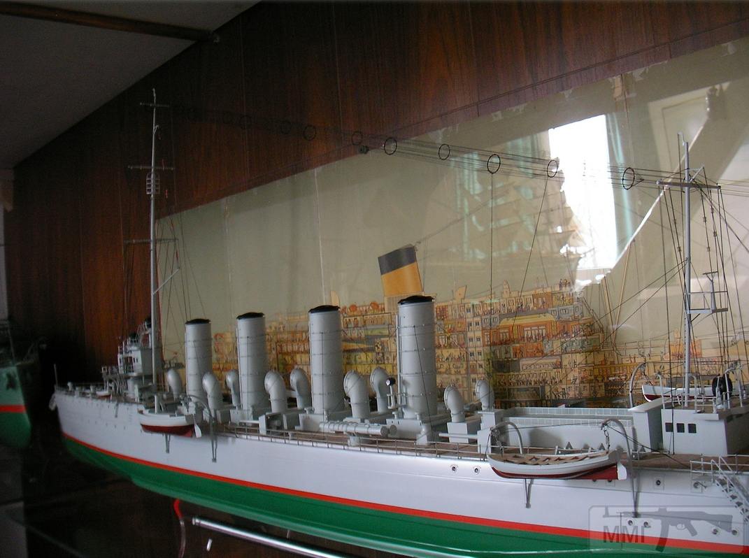 52572