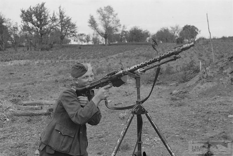 38858 - Военное фото 1941-1945 г.г. Восточный фронт.