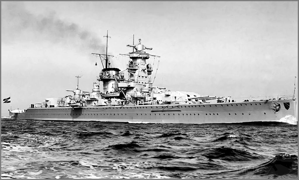 4047 - German heavy cruiser/pocket battleship Admiral Scheer