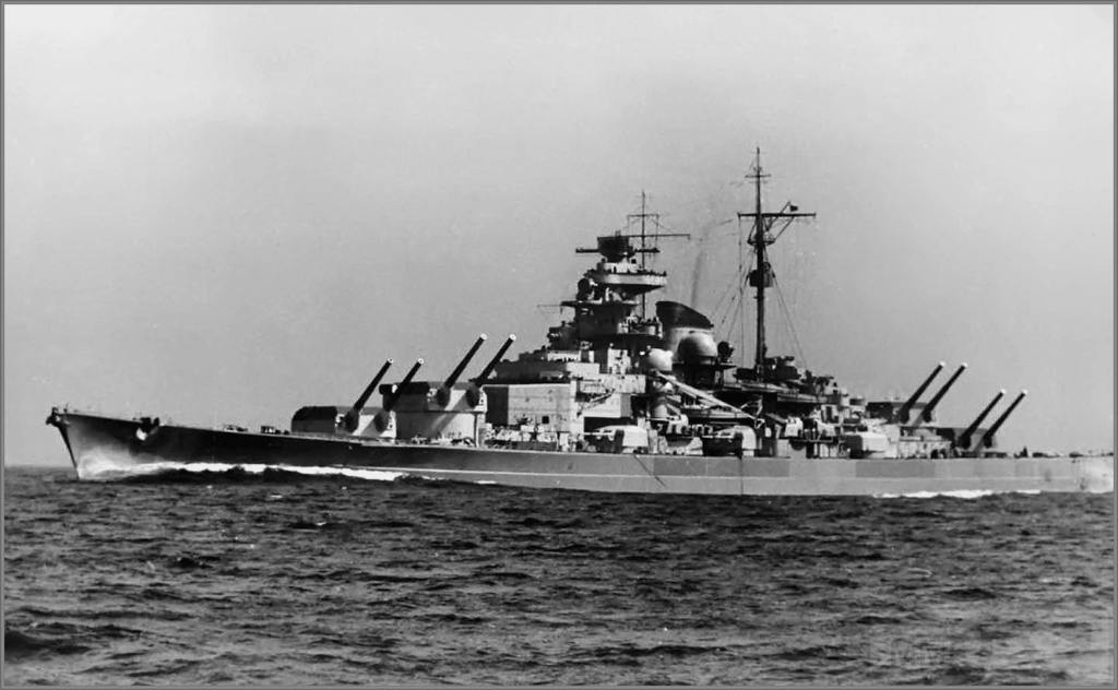 4113 - German battleship Tirpitz