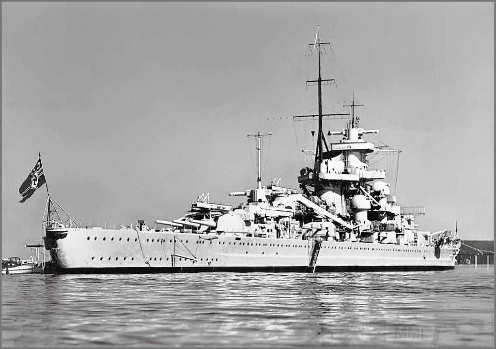 4335 - German battlecruiser Gneisenau