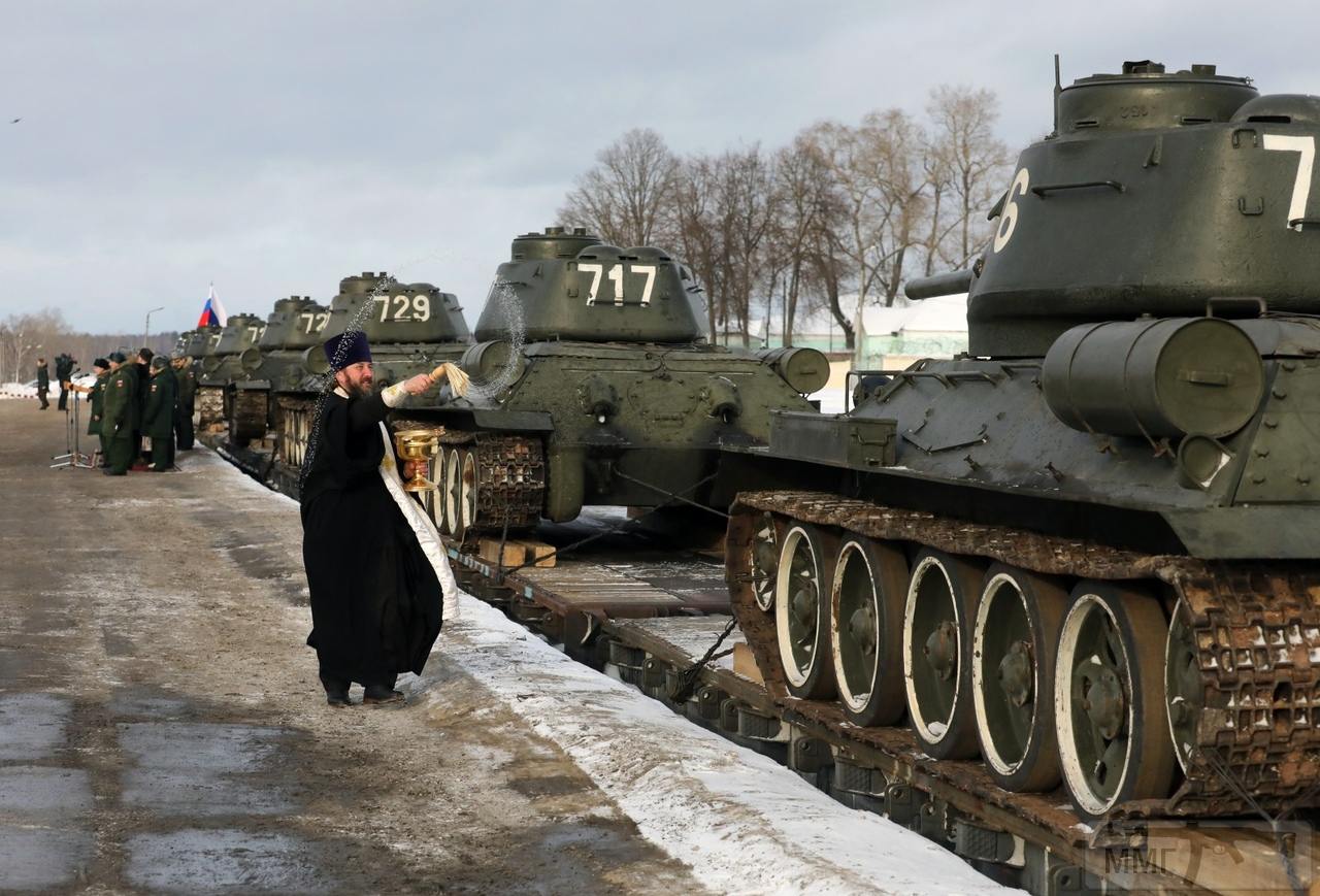 44460 - Послевоенное использование советской бронетехники WW2