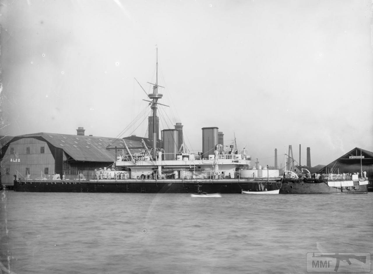 56880 - HMS Dreadnought