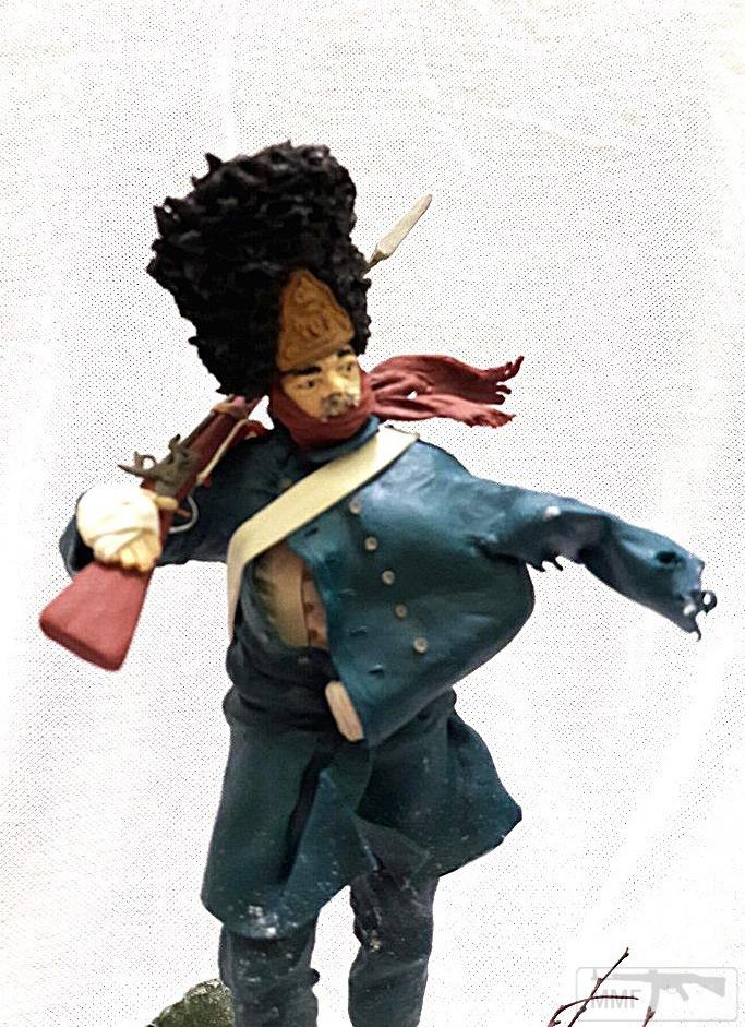 77087