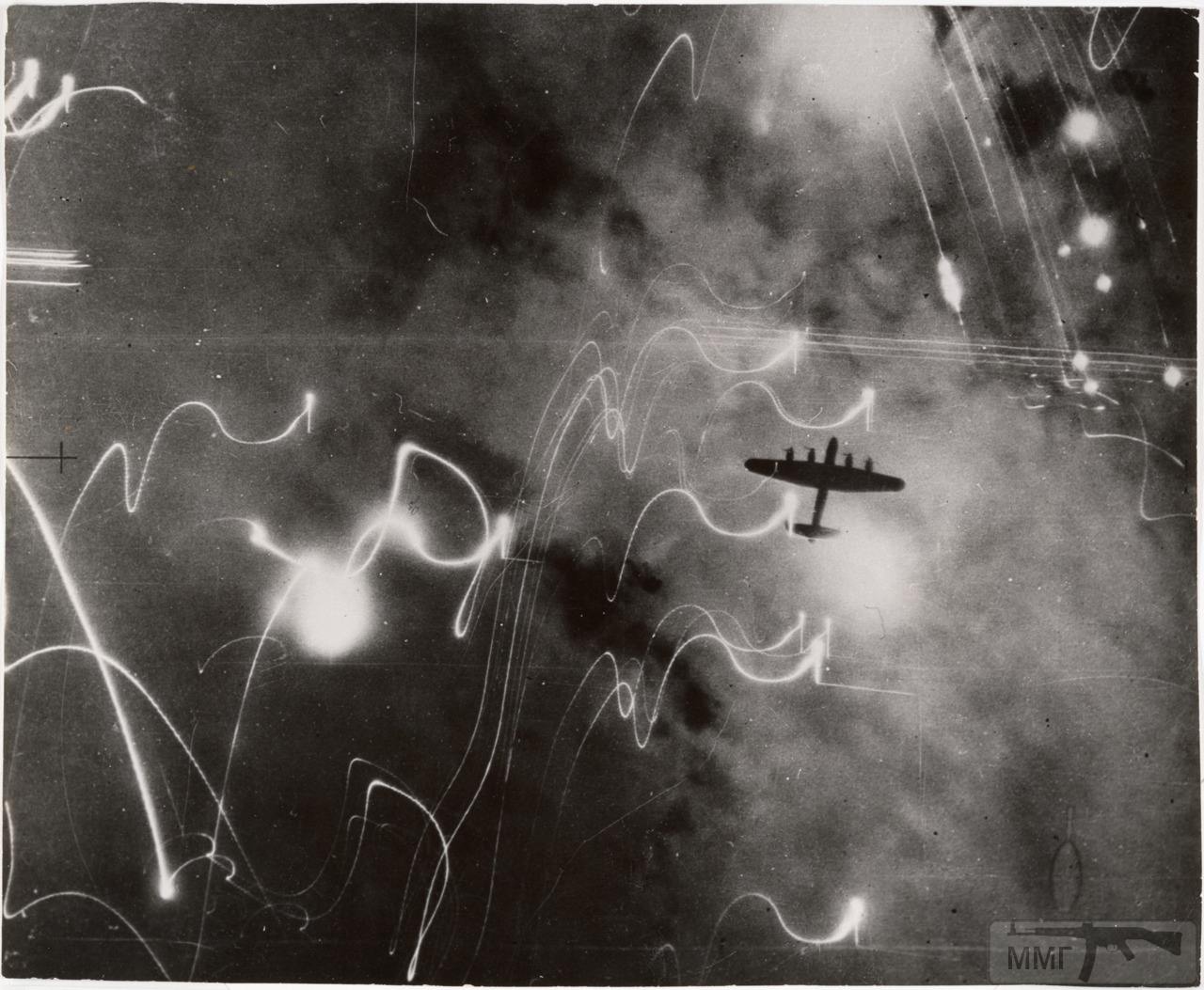 61627 - Стратегические бомбардировки Германии и Японии