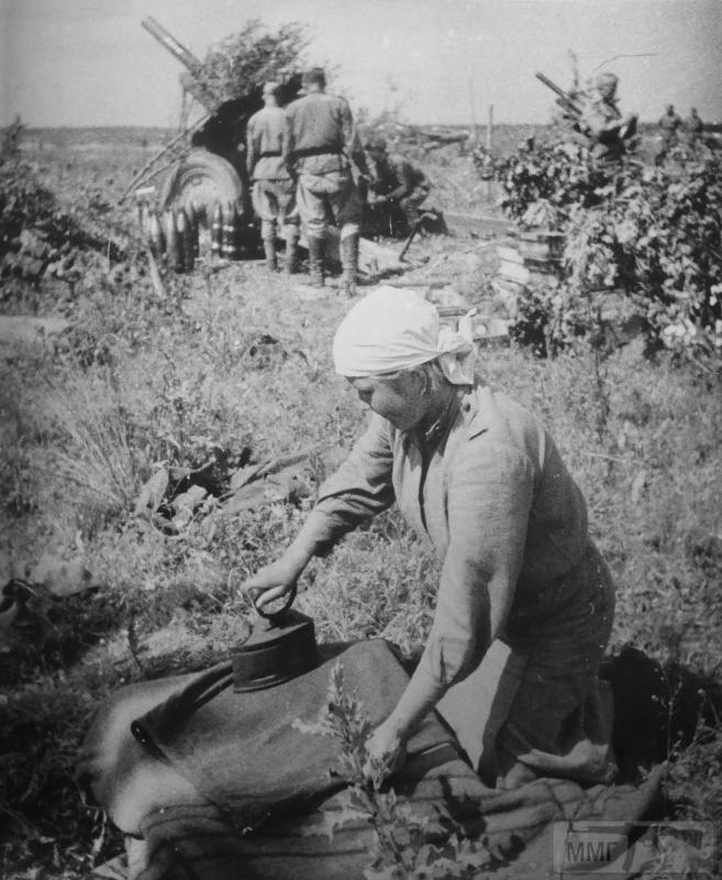64923 - Женщины на войне.