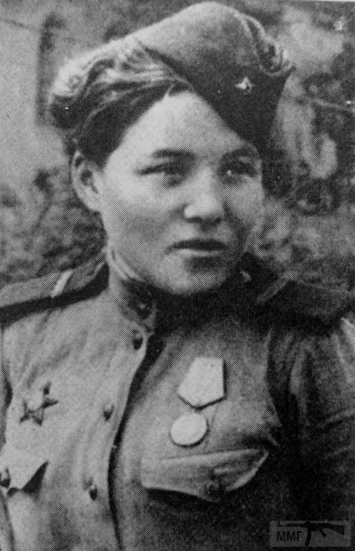 64981 - Женщины на войне.
