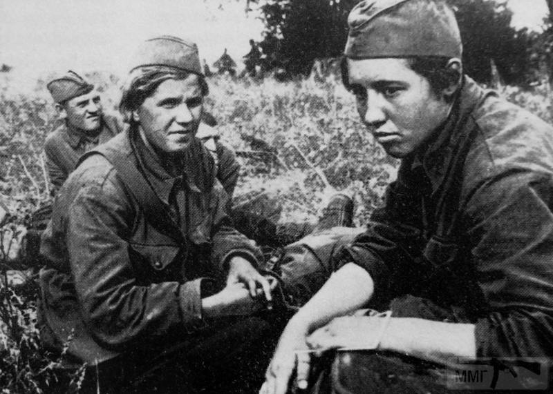 64984 - Женщины на войне.