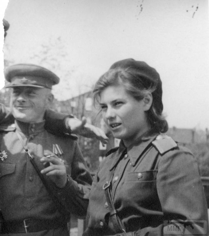 65144 - Женщины на войне.