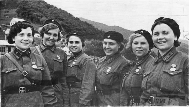 65176 - Женщины на войне.