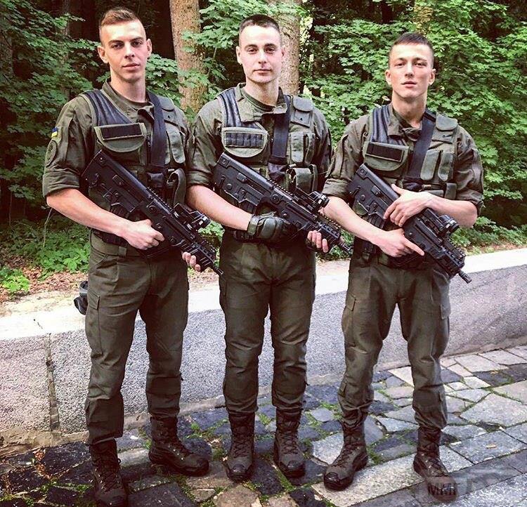 65619 - Фото- и видео-материалы последней войны 2014-...