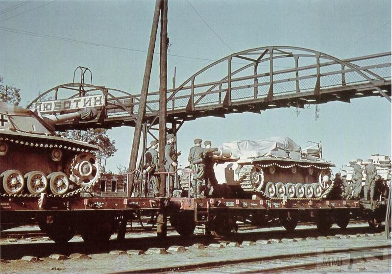 84172