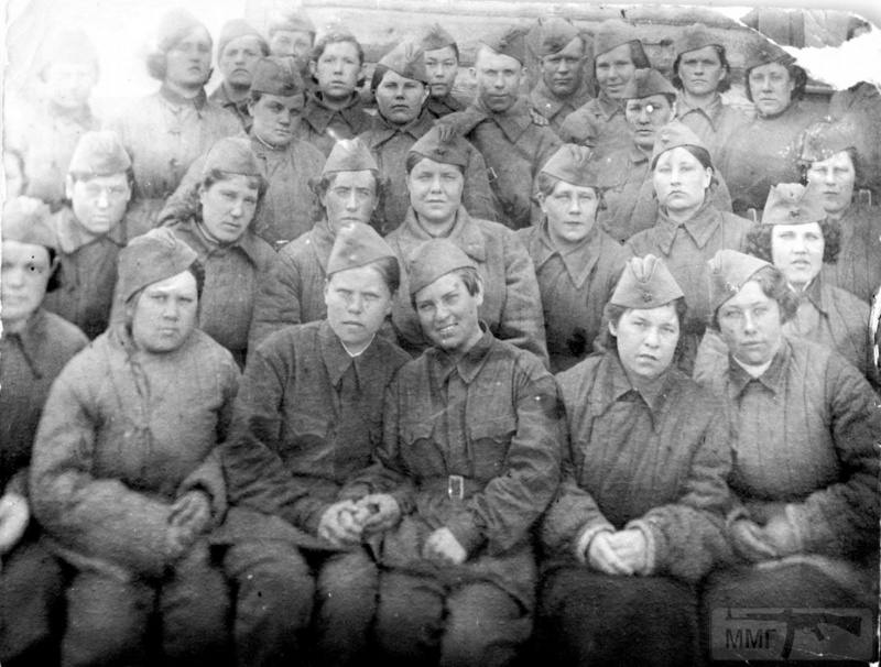 66789 - Женщины на войне.