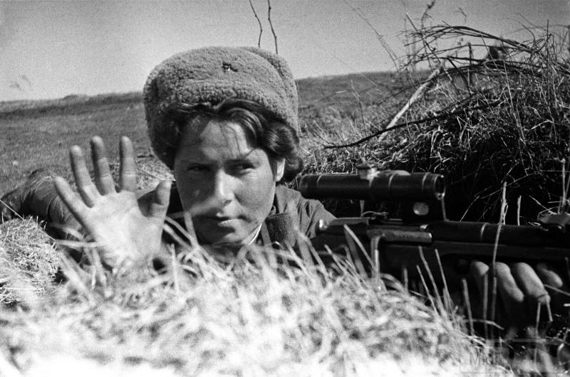 69689 - Женщины на войне.
