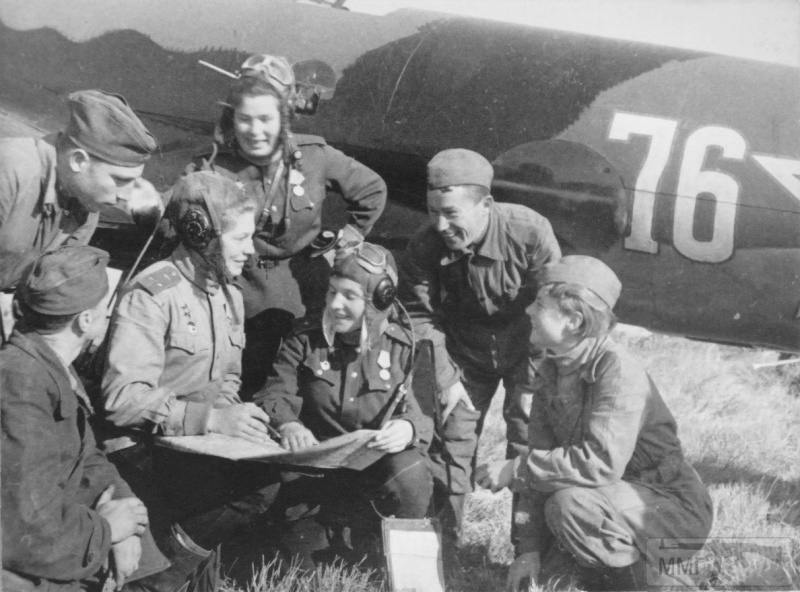70405 - Женщины на войне.