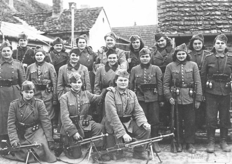 70833 - Женщины на войне.