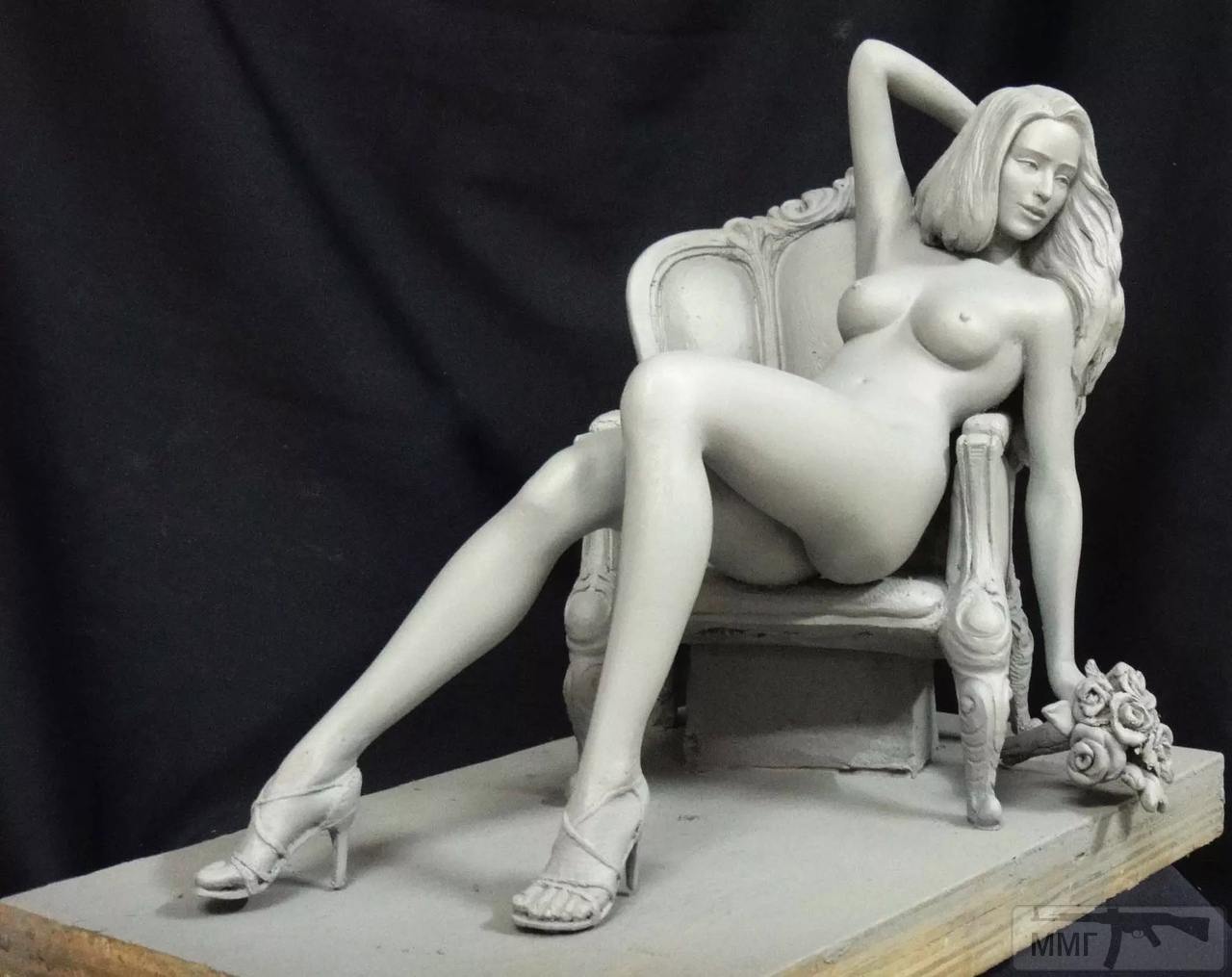 голая женская скульптура фото 38