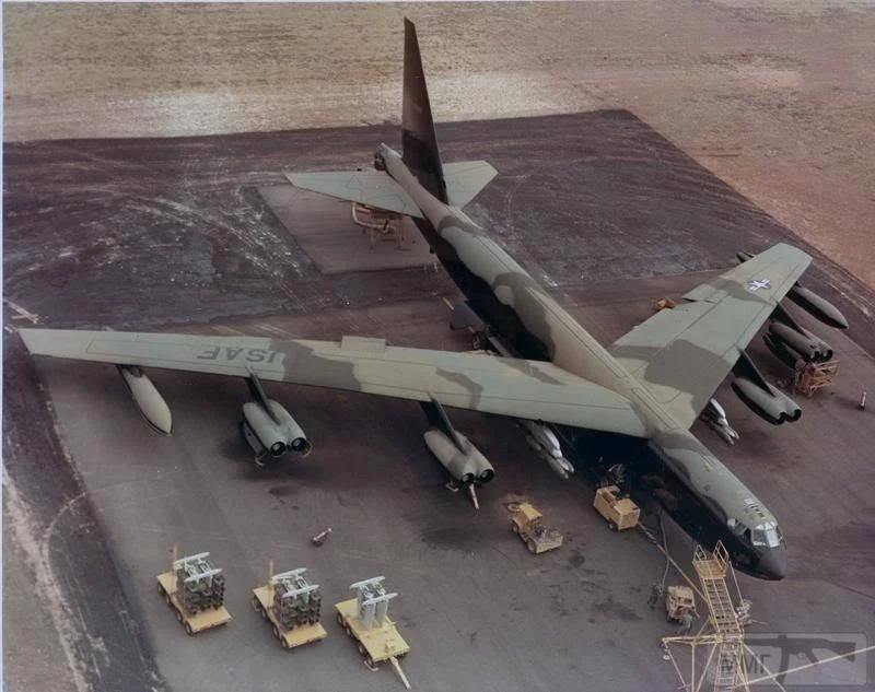 80850 - Бомбардировки Северного Вьетнама