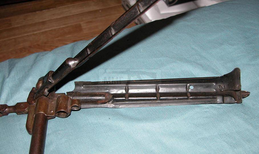 821 - Fallschirmjägergewehr 42