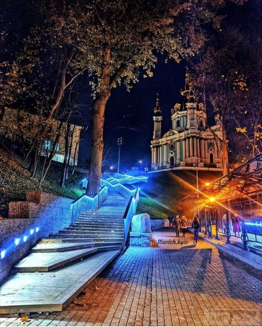 82395 - Мальовнича Україна.
